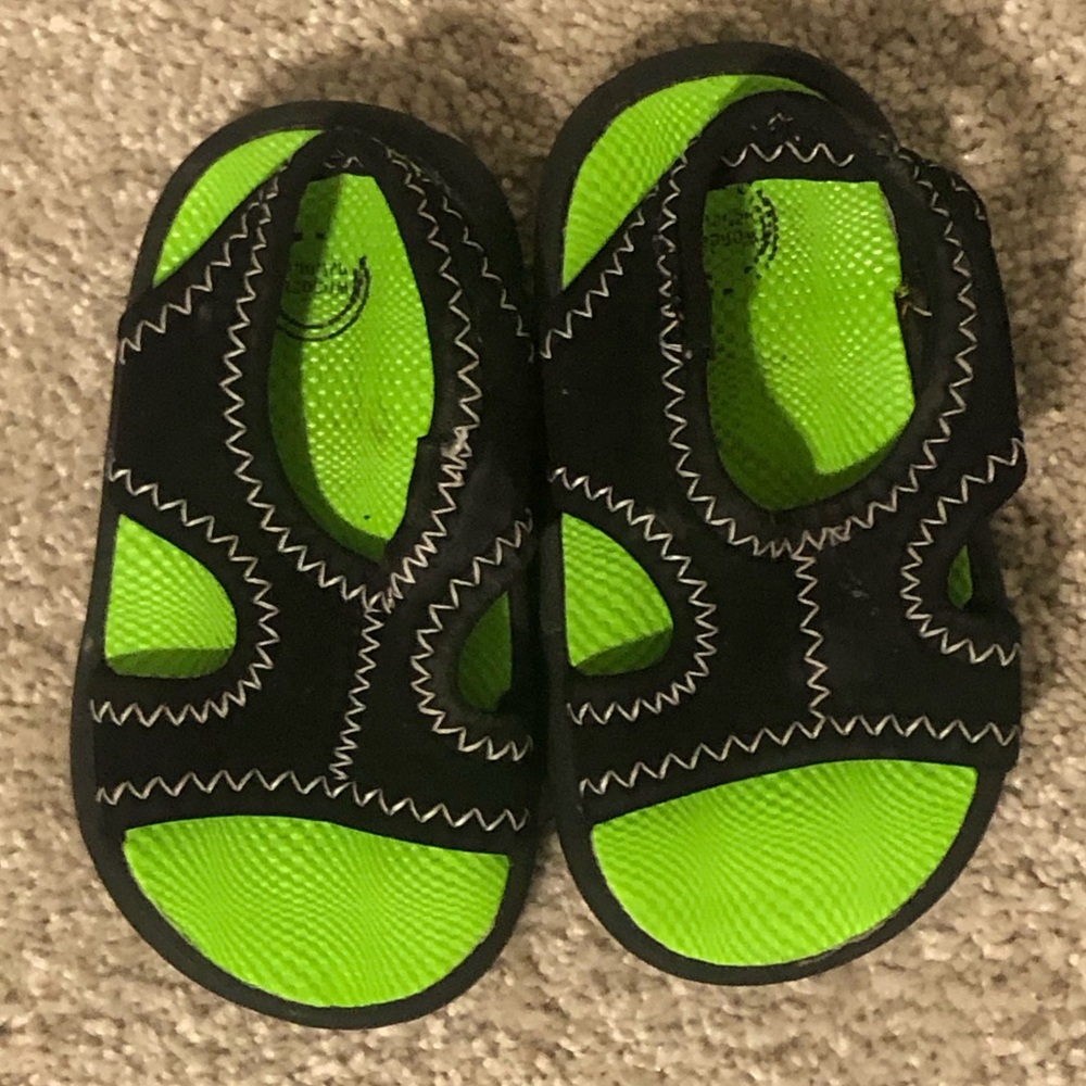 Wonder Nation Toddler Baby Sling Back Black open toe Sandal Water Shoes Sz 3 - Picture 5 of 8